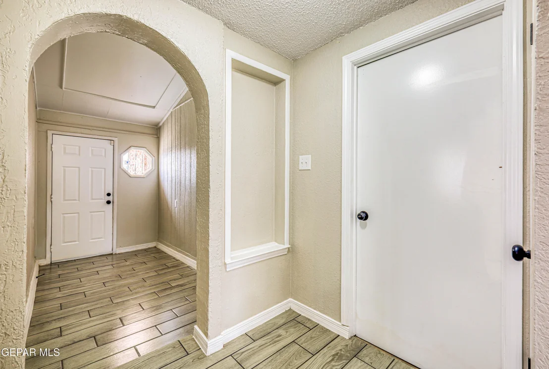 Photo of 4883 Maureen Circle