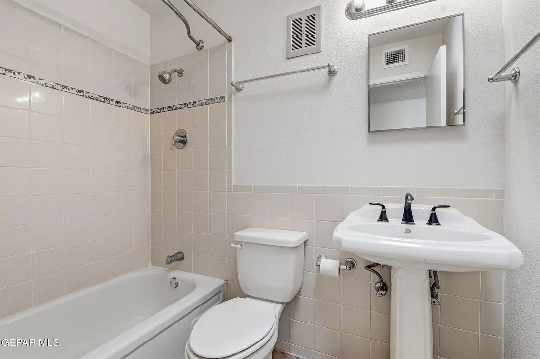 Photo of 266 LIMONITE Circle