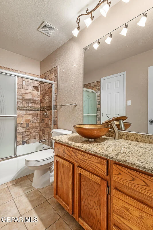 Photo of Unit D at 150 Silver Shadow Drive
