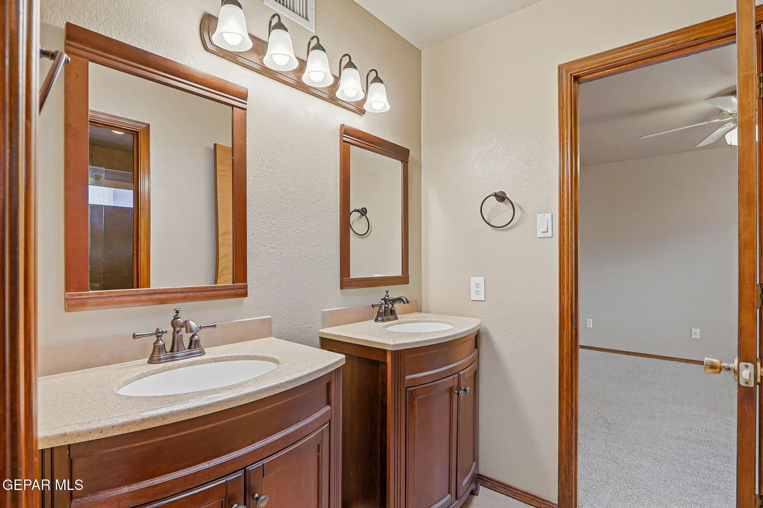 Photo of 5570 BUCKLEY Drive