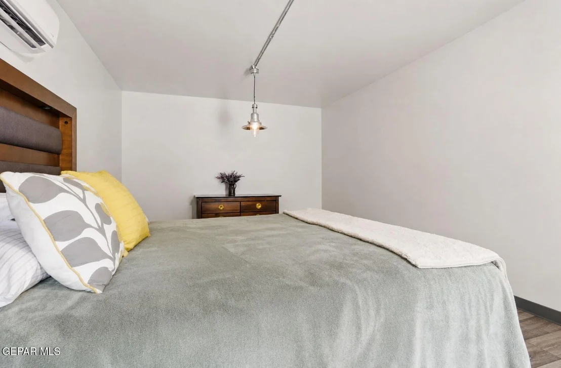 Photo of 4015 EMORY Road