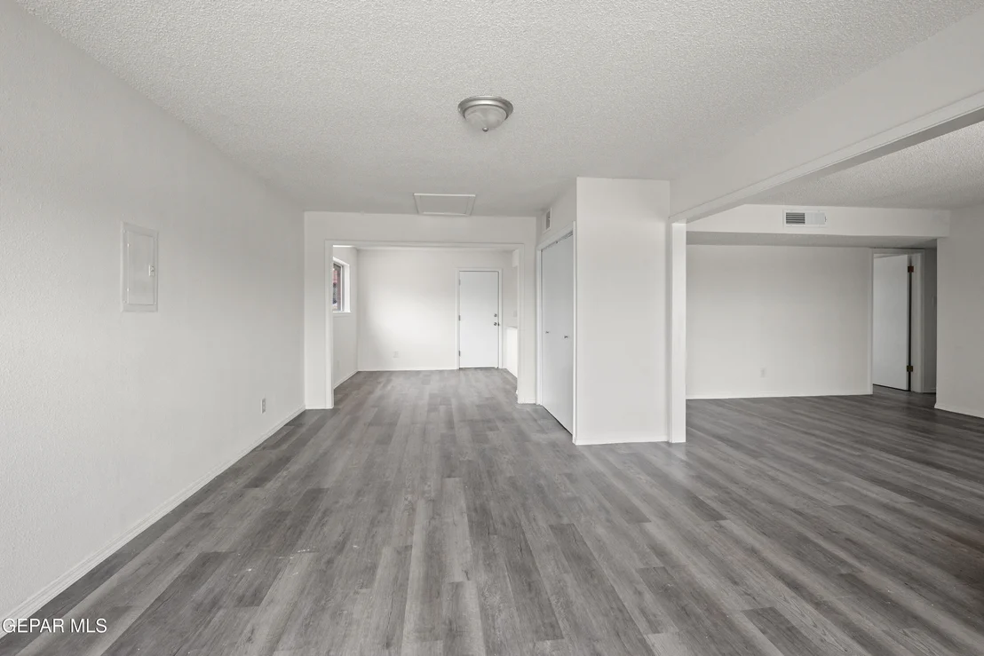Photo of 309 RAY Way