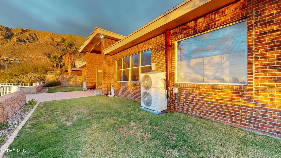 Photo of 5645 BUCKLEY