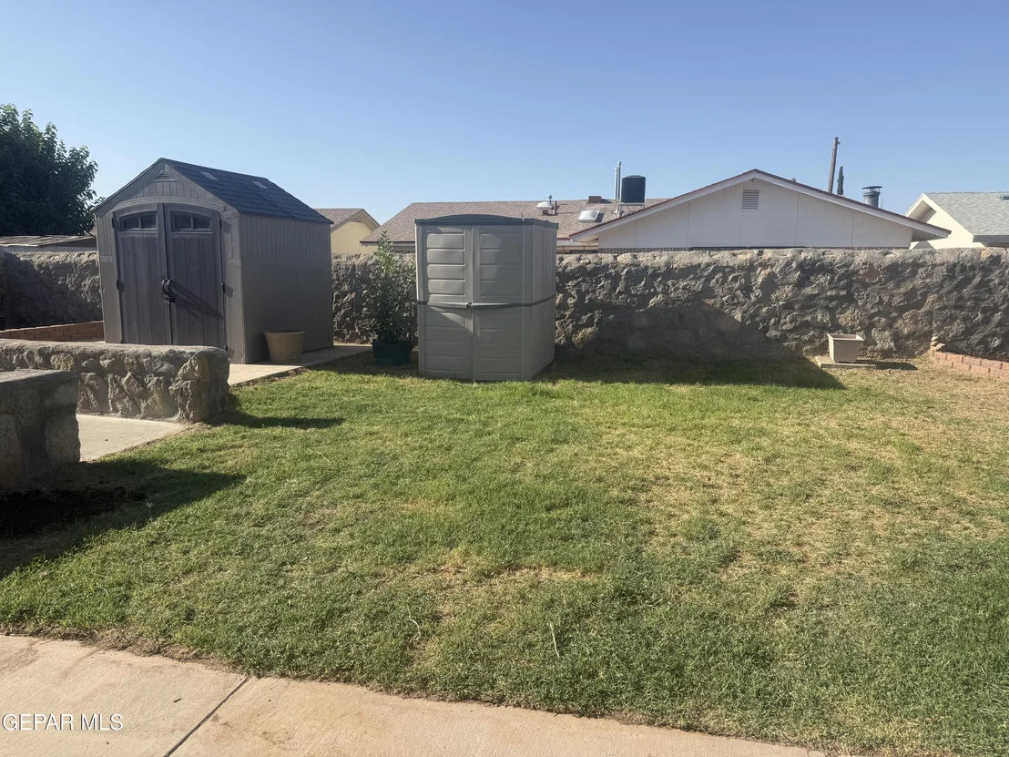 Photo of 5744 Longview Circle