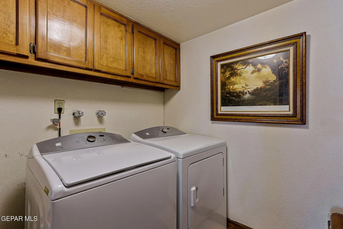 Photo of 628 SPRING CREST Drive