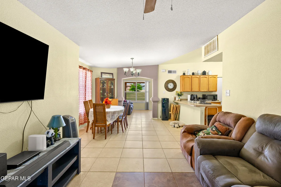 Photo of 11916 AUBURN SANDS Drive