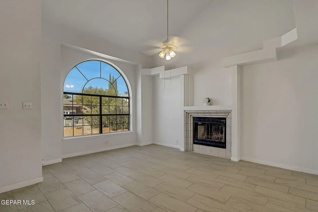 Photo of 2912 Ernesto Serna Place Place