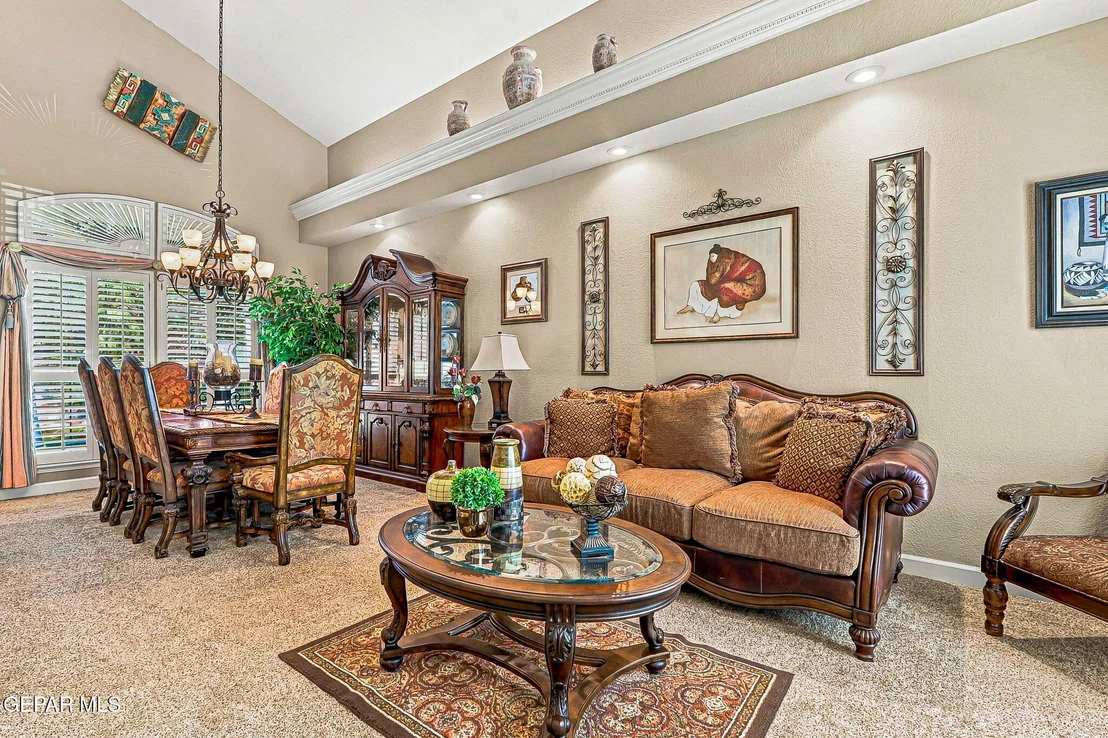 Photo of 1158 PINE RIDGE Way