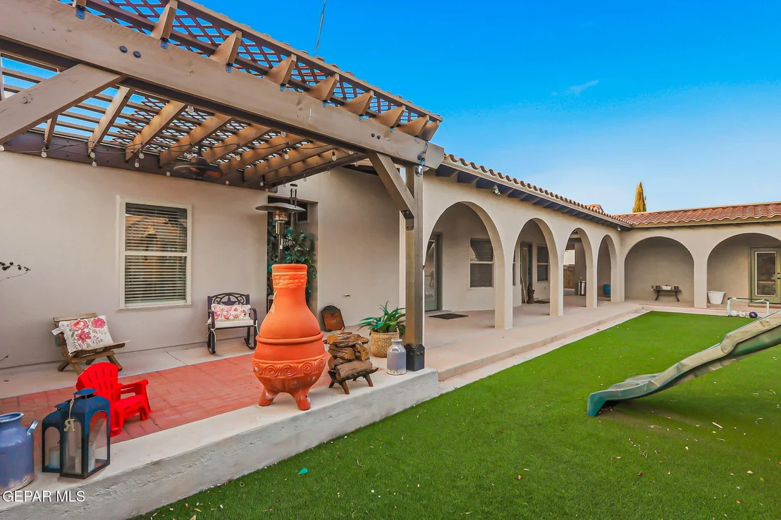 Photo of 440 BURKETT Drive