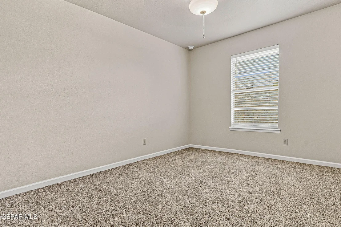 Photo of 220 SERRANIA Drive