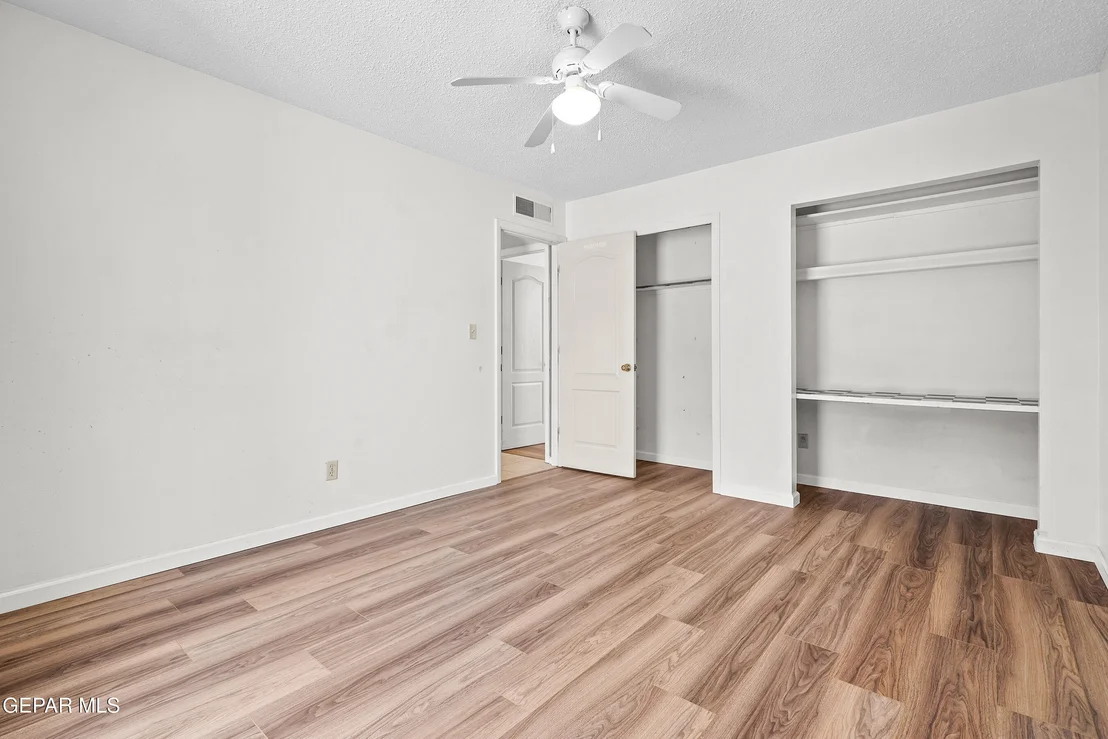 Photo of 805 MARIMBA Drive