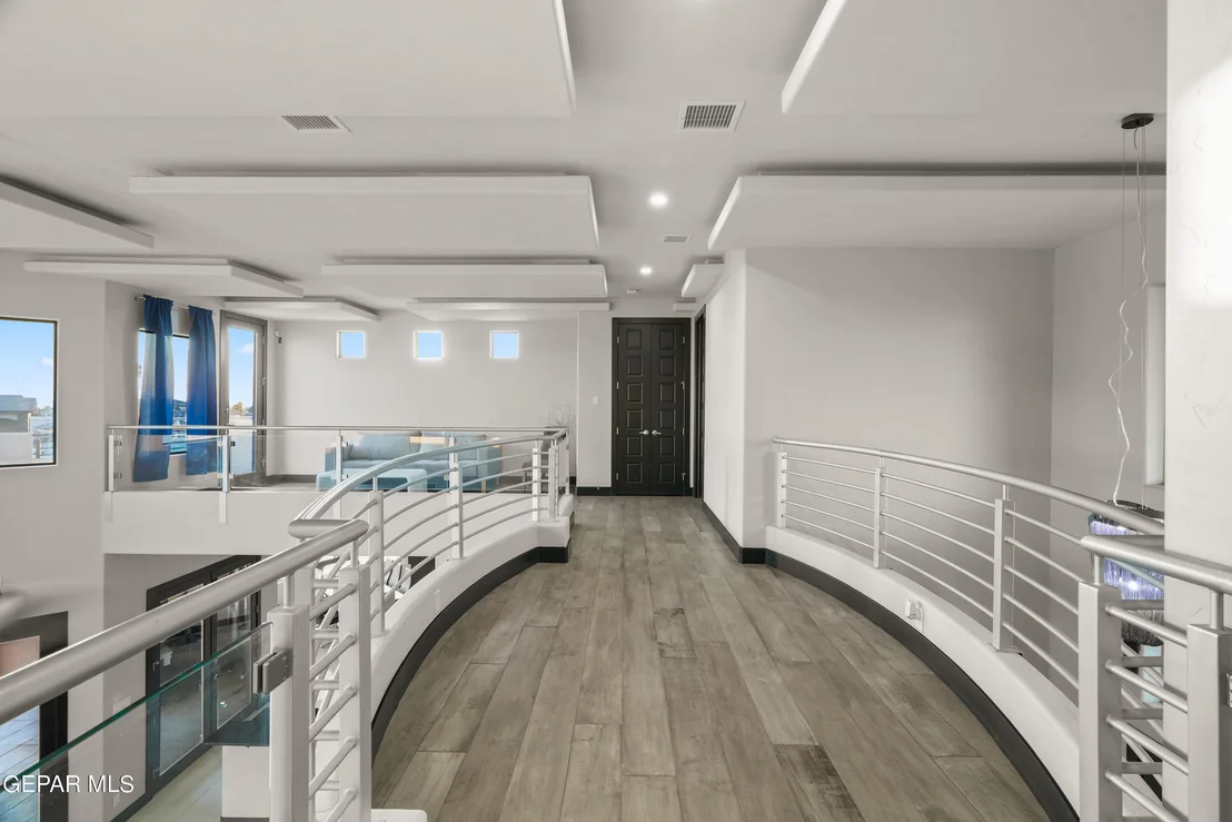 Photo of 863 Silent View Place
