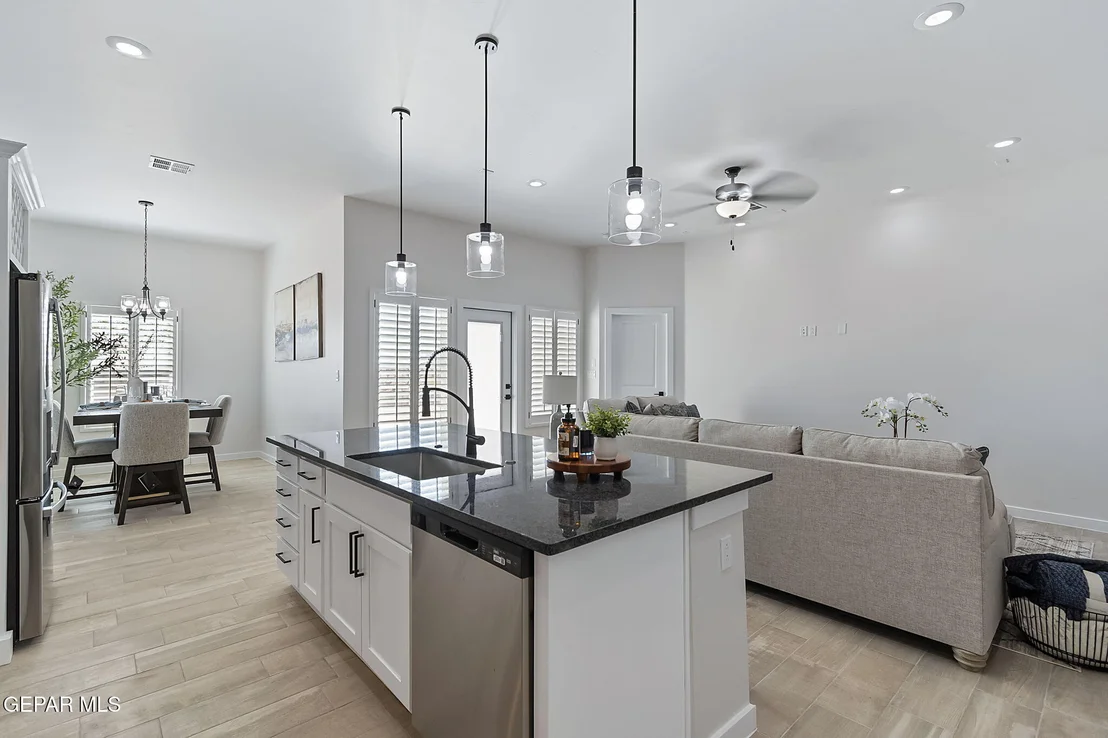 Photo of 15056 RESOLVE Drive