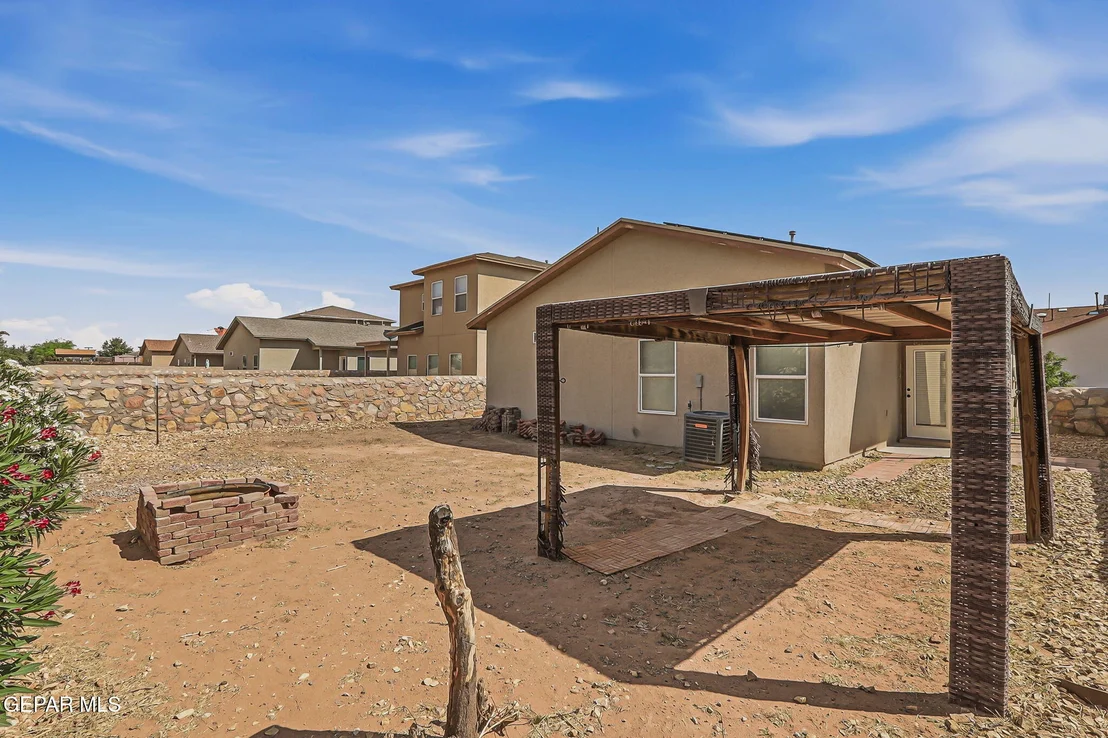 Photo of 7152 MESQUITE TREE Lane