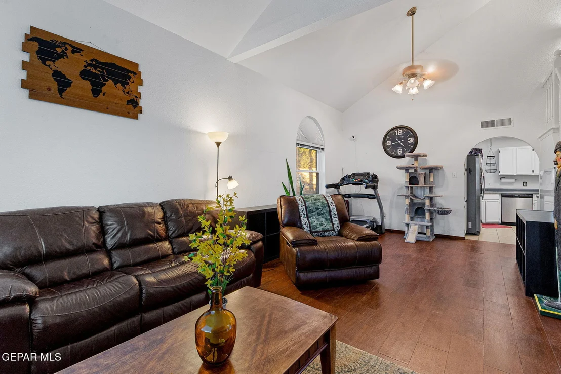 Photo of 550 OLMECA Drive