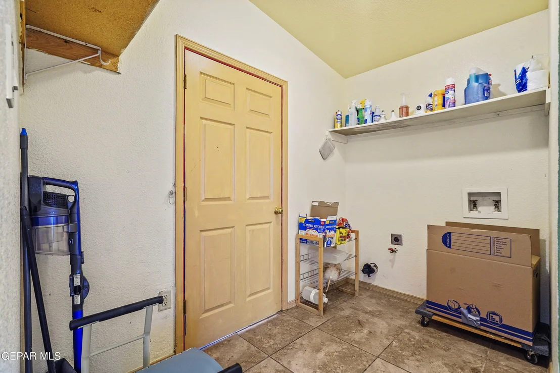 Photo of 412 1/2 DOLAN Street