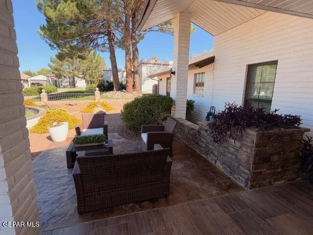 Photo of 624 ALTA CUMBRE Place