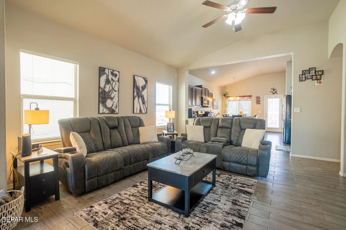 Photo of 7505 EAGLE VISTA Drive