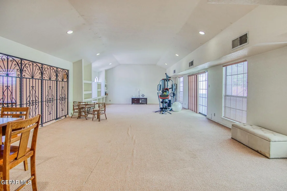 Photo of 12309 SUGDEN Road