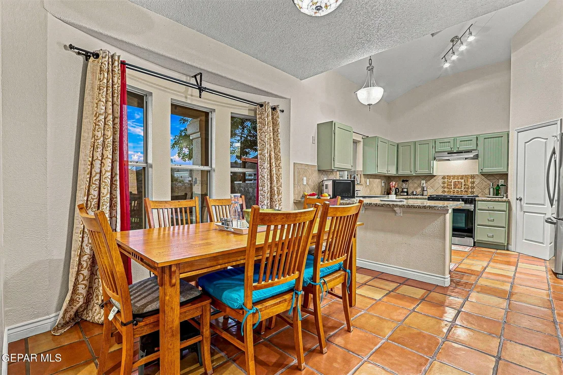 Photo of 6429 FRANKLIN RIDGE Drive