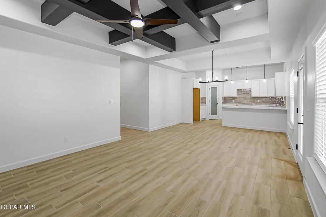 Photo of 6076 Dalhart Drive