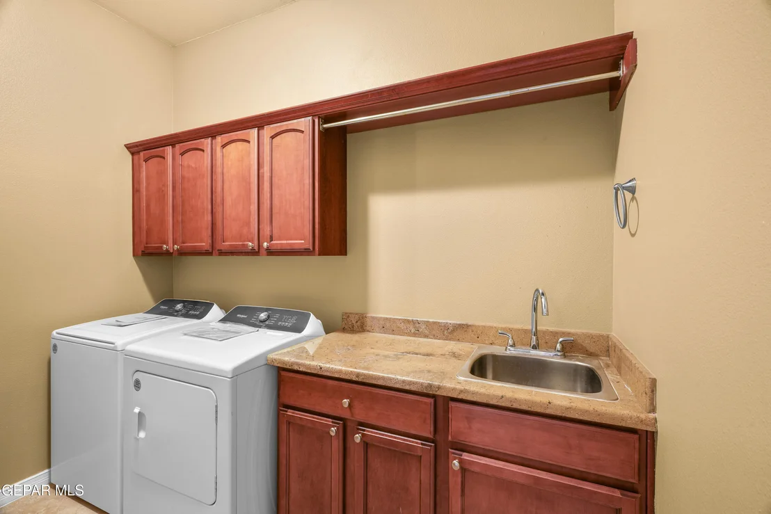Photo of 6540 CABANA DEL SOL Drive