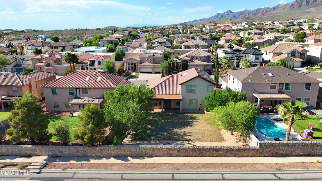 Photo of 6358 FRANKLIN VIEW Drive