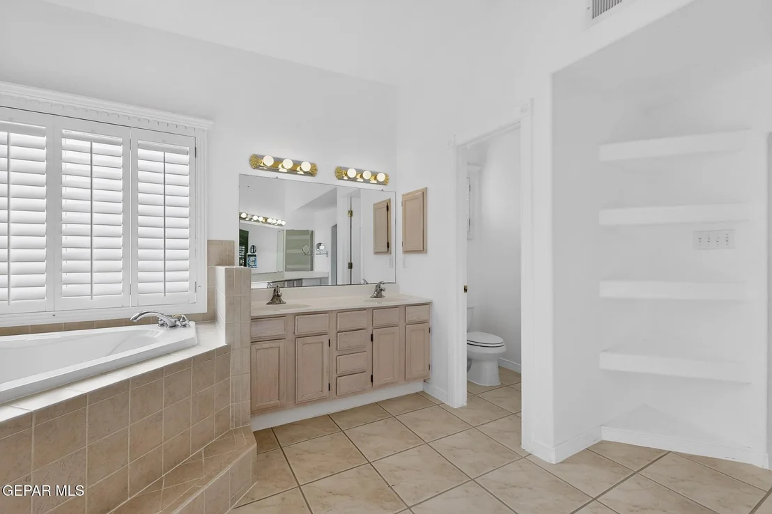 Photo of 12460 TIERRA LIMON Drive