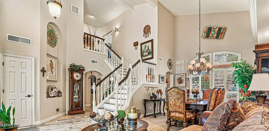 Photo of 1158 PINE RIDGE Way