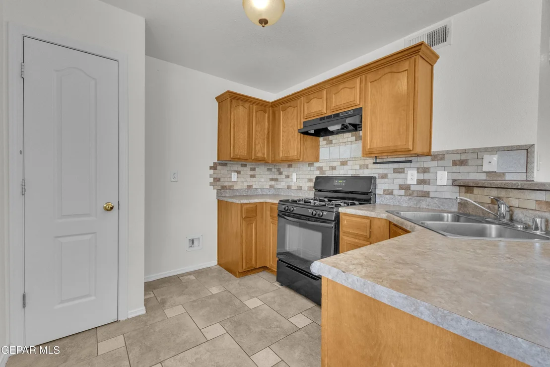 Photo of 3405 Scarlet Point Drive