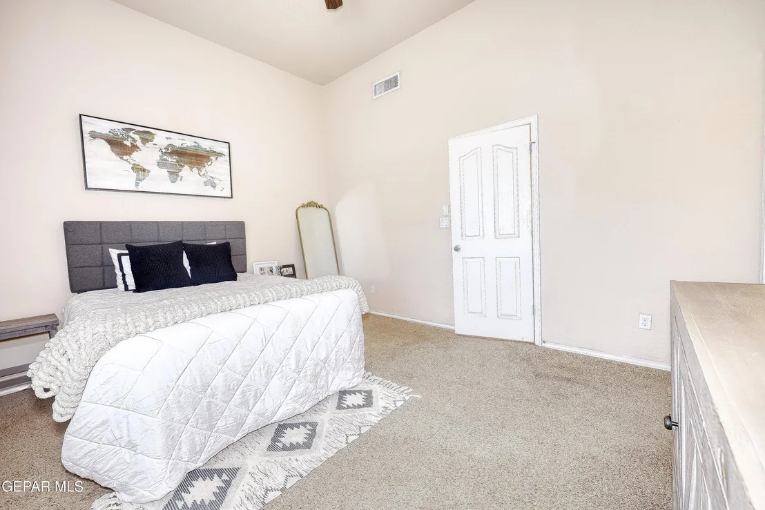 Photo of 14632 LIPIZZAN Court