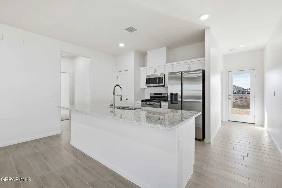 Photo of 13829 Summer Wave Avenue