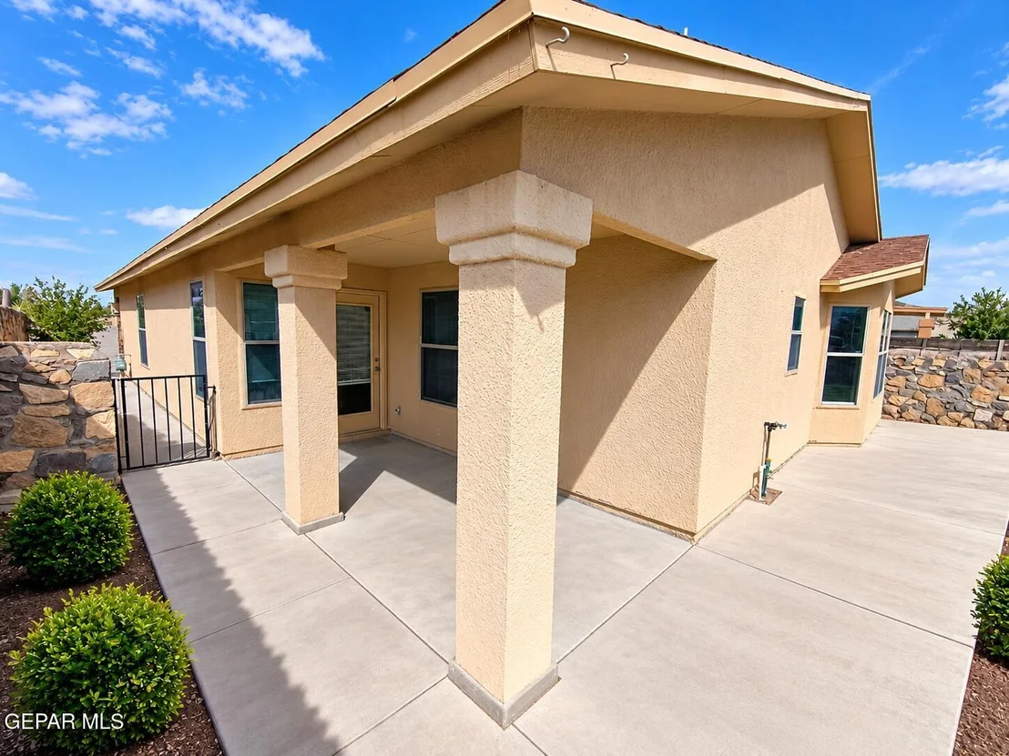 Photo of 14326 SPANISH POINT Drive