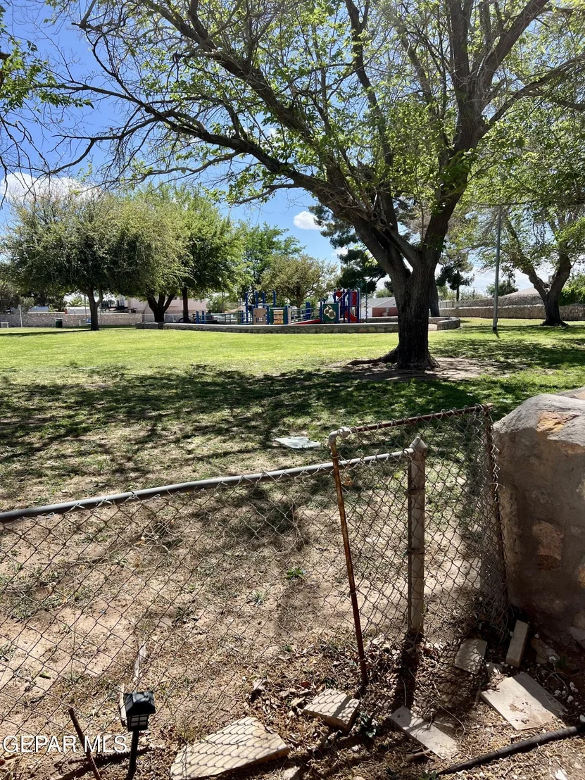 Photo of 3305 Tyrone Road