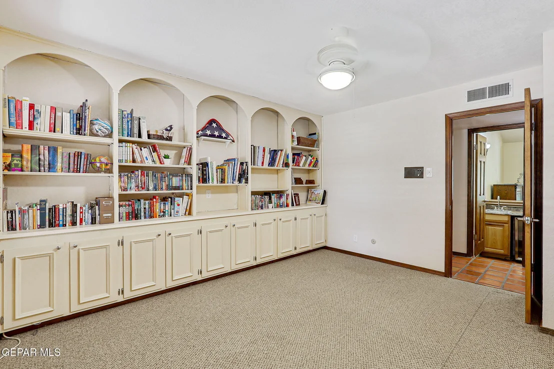 Photo of 713 LIVE OAK Drive
