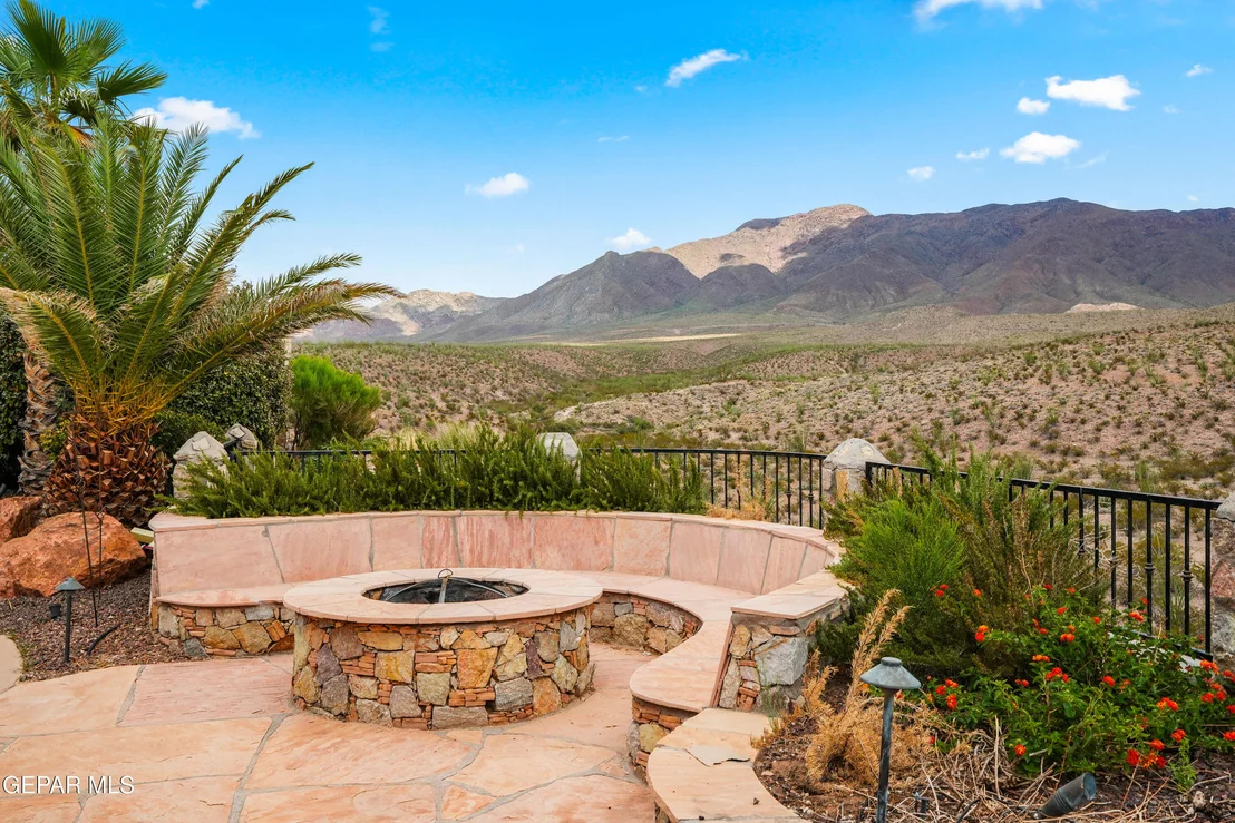 Photo of 6540 CABANA DEL SOL Drive