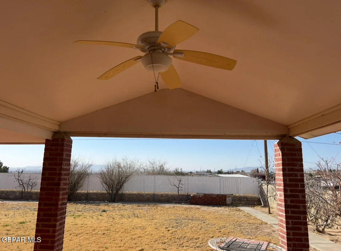 Photo of 225 PEYTON Road