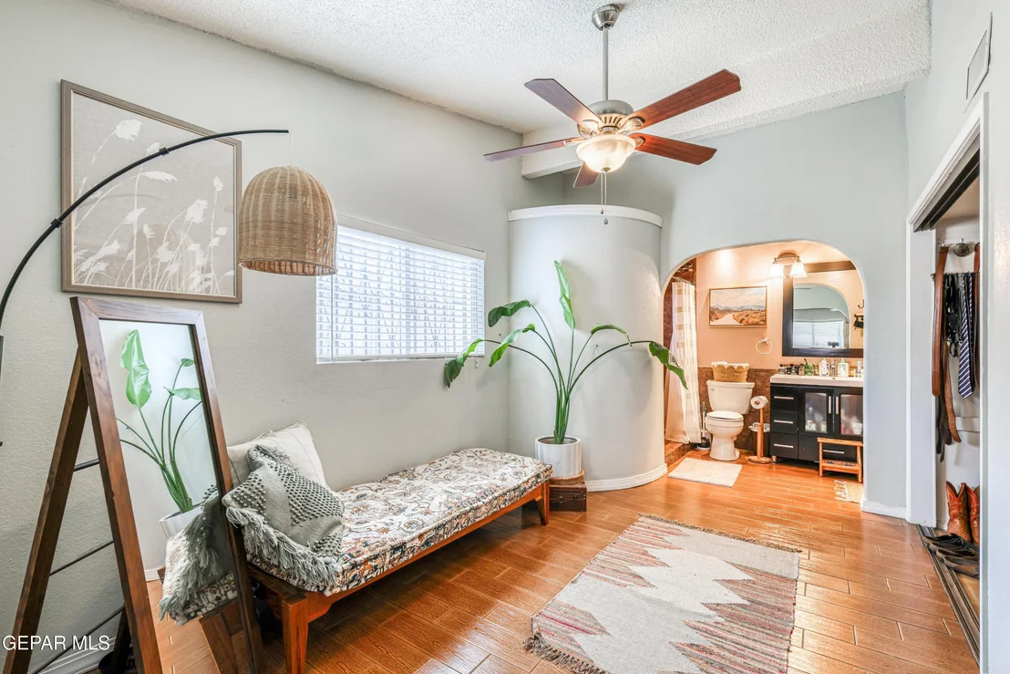 Photo of 11387 BEACH FRONT Drive
