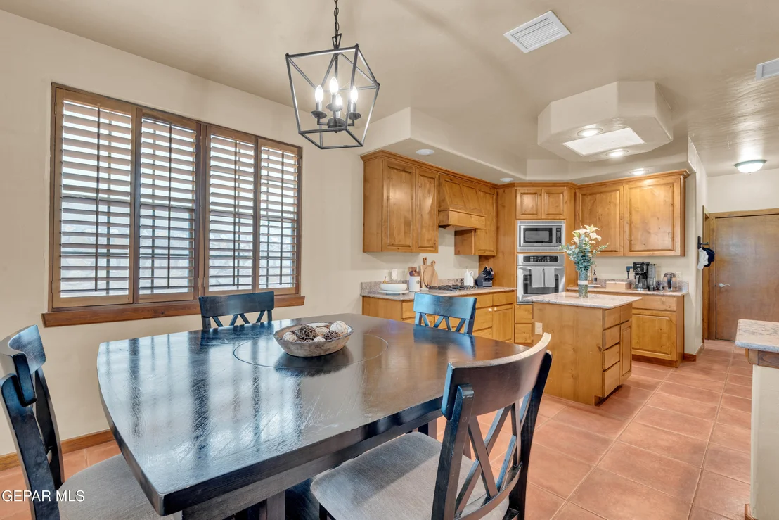 Photo of 1072 LOS MOROS Drive