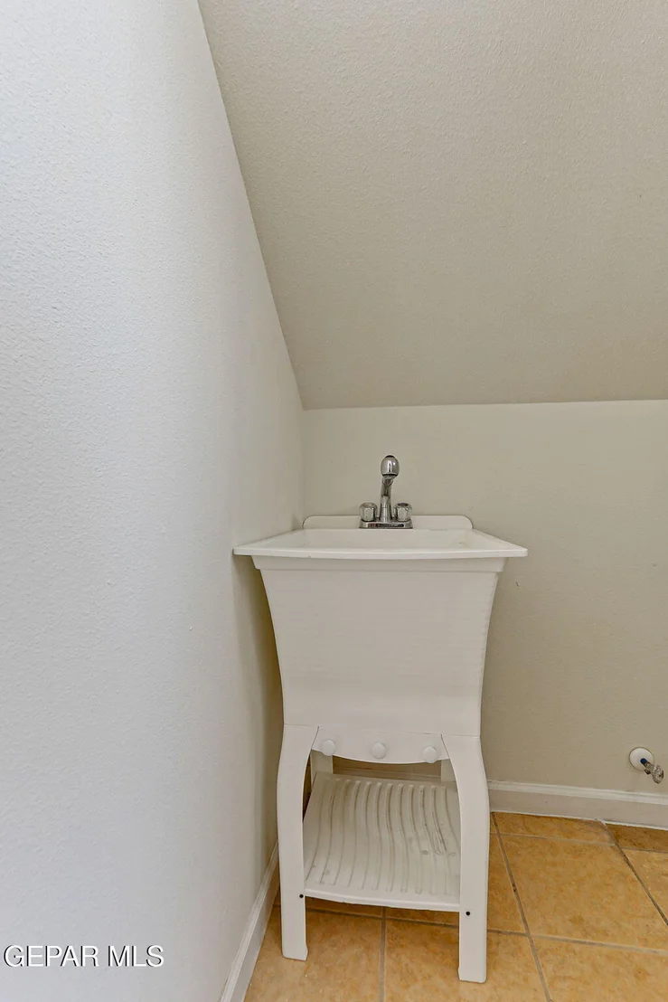 Photo of 6514 Franklin Cove Place