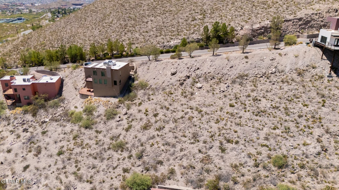 Photo of 8 SIERRA CREST Drive