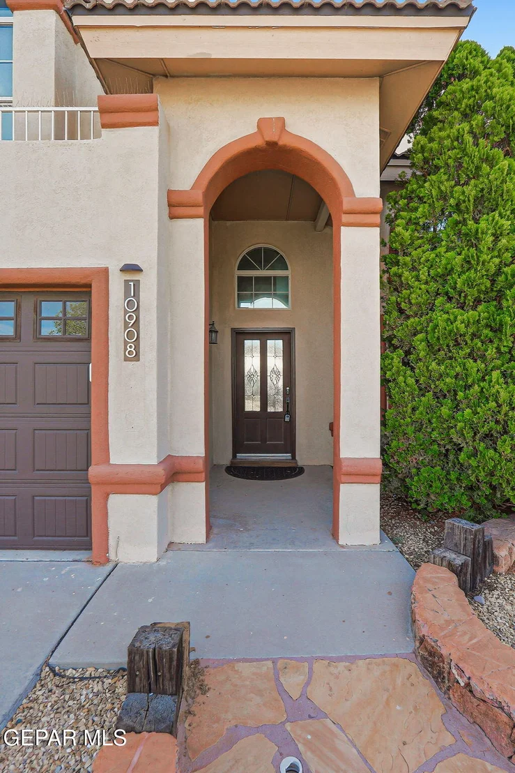 Photo of 10908 NORTHVIEW Drive