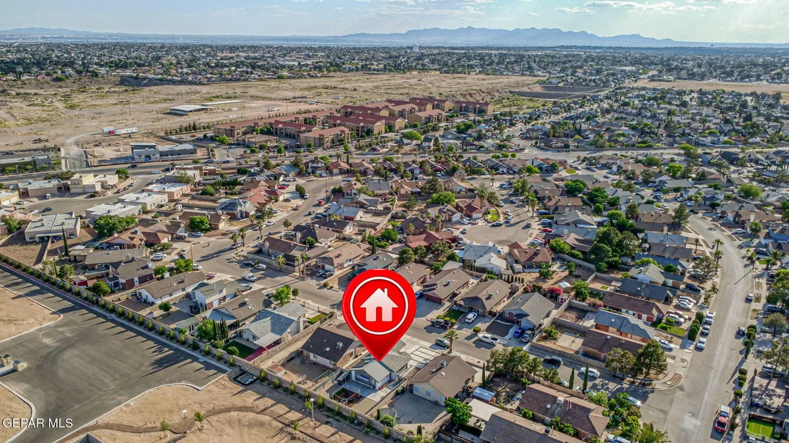 Photo of 2802 CASTLE HILL Circle