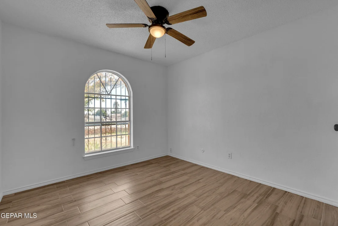Photo of 10401 Aphrodite Drive