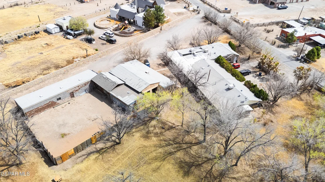 Photo of 8445 ROSEWAY Drive