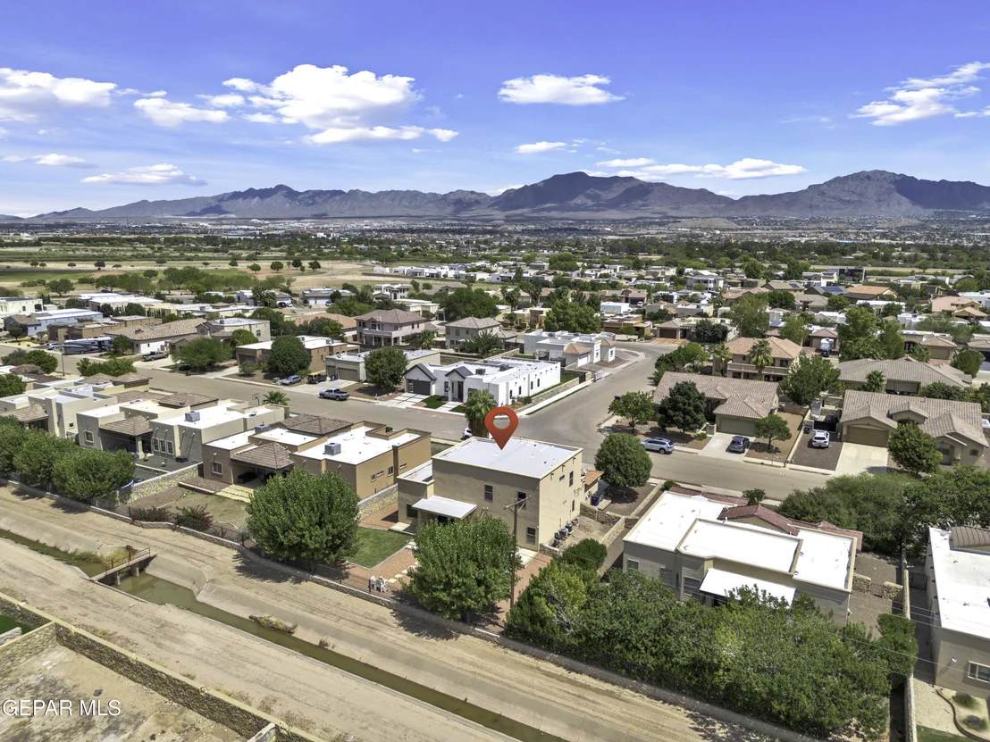 Photo of 5649 VALLEY MAPLE Drive