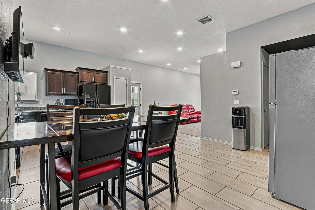 Photo of 312 VILLAS DEL ESTE