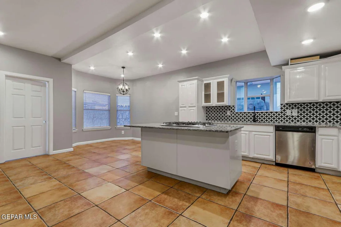 Photo of 12404 PASEO LARGO Circle