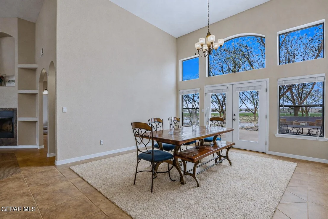 Photo of 617 WALLACE Road