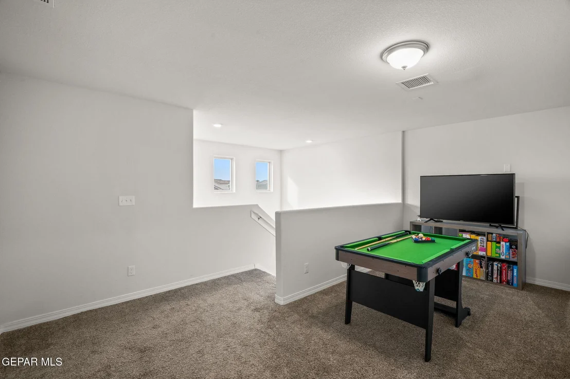 Photo of 5464 Stonehill Drive